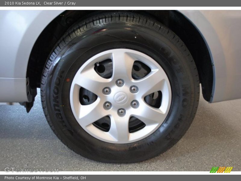 Clear Silver / Gray 2010 Kia Sedona LX