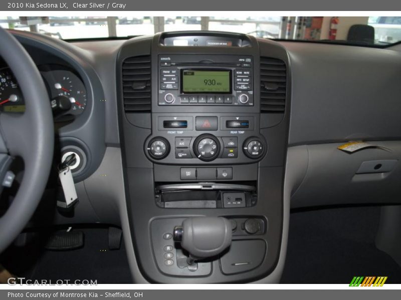 Clear Silver / Gray 2010 Kia Sedona LX