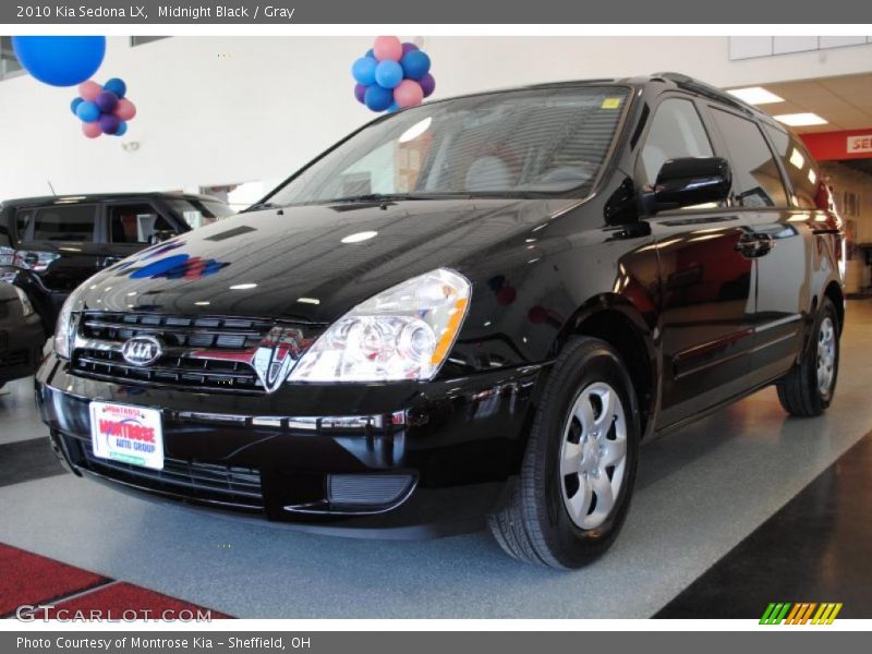 Midnight Black / Gray 2010 Kia Sedona LX
