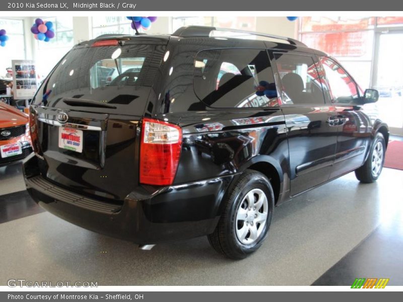 Midnight Black / Gray 2010 Kia Sedona LX