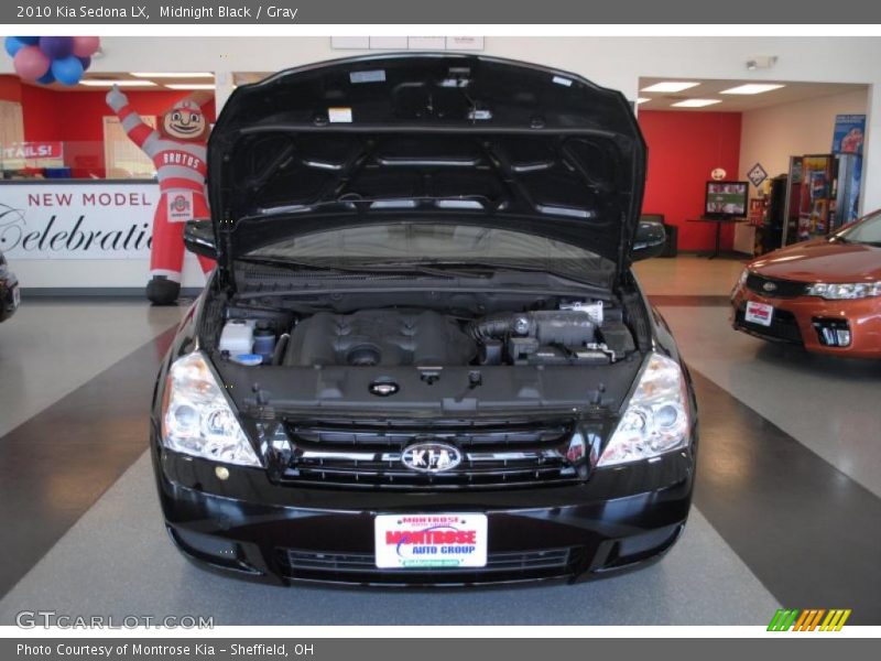 Midnight Black / Gray 2010 Kia Sedona LX