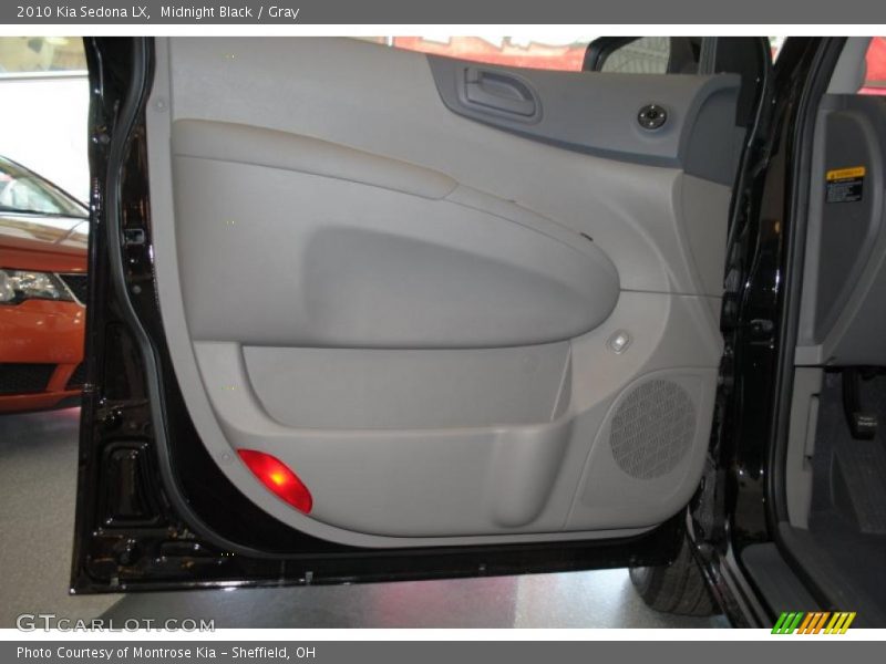 Midnight Black / Gray 2010 Kia Sedona LX
