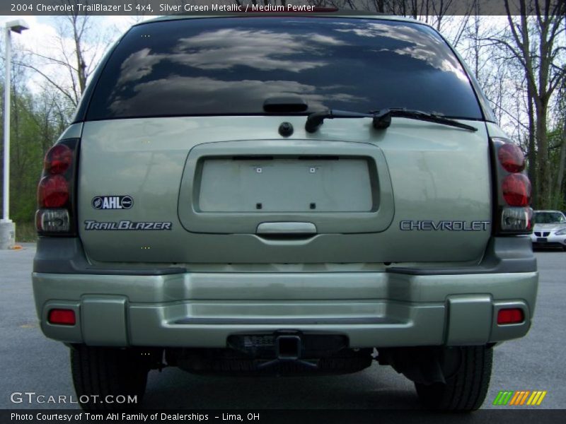 Silver Green Metallic / Medium Pewter 2004 Chevrolet TrailBlazer LS 4x4