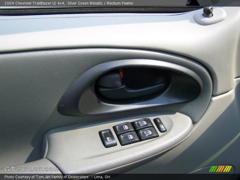 Silver Green Metallic / Medium Pewter 2004 Chevrolet TrailBlazer LS 4x4