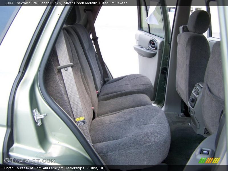 Silver Green Metallic / Medium Pewter 2004 Chevrolet TrailBlazer LS 4x4