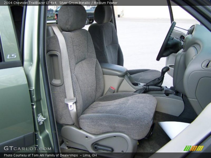 Silver Green Metallic / Medium Pewter 2004 Chevrolet TrailBlazer LS 4x4