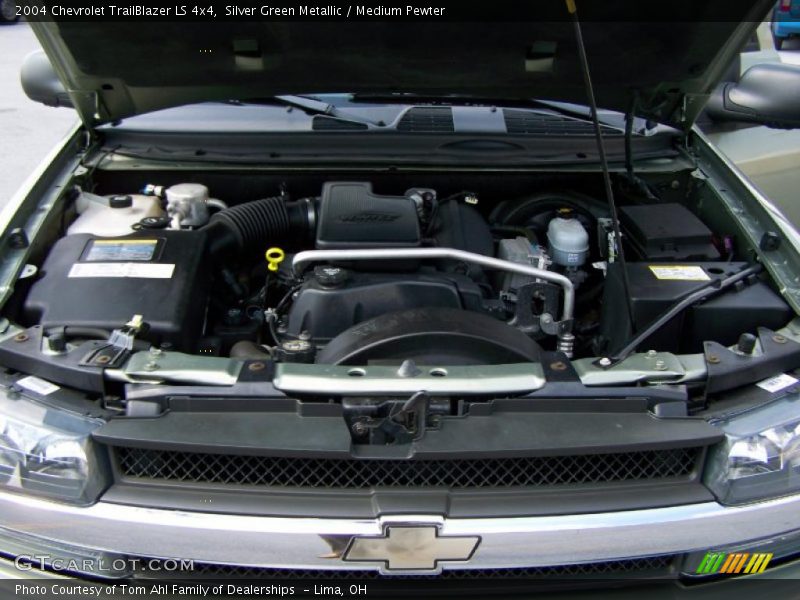 Silver Green Metallic / Medium Pewter 2004 Chevrolet TrailBlazer LS 4x4