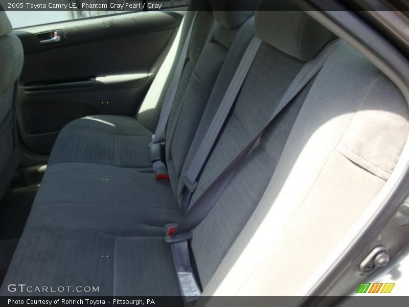 Phantom Gray Pearl / Gray 2005 Toyota Camry LE
