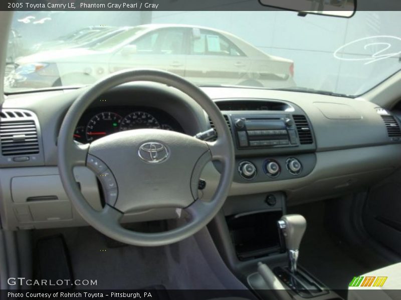 Phantom Gray Pearl / Gray 2005 Toyota Camry LE