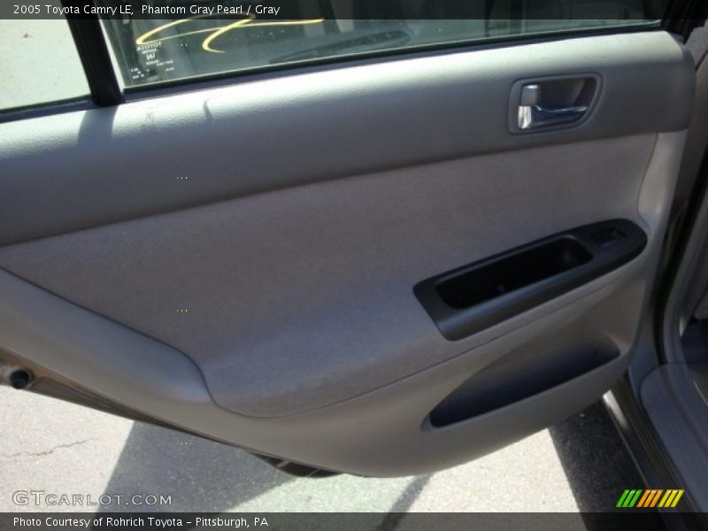 Phantom Gray Pearl / Gray 2005 Toyota Camry LE