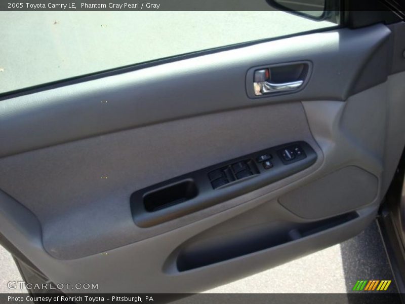 Phantom Gray Pearl / Gray 2005 Toyota Camry LE