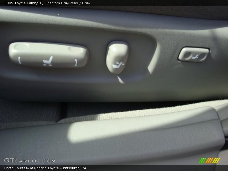 Phantom Gray Pearl / Gray 2005 Toyota Camry LE