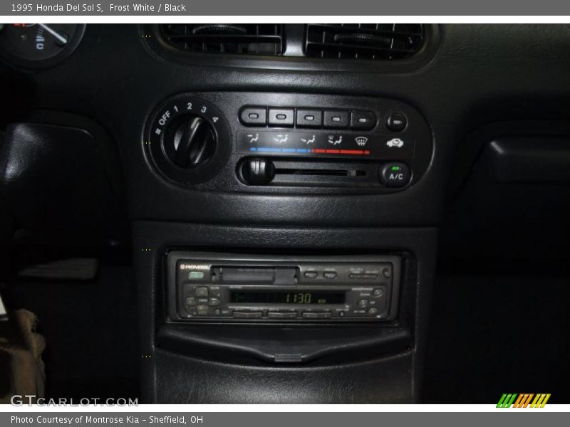 Frost White / Black 1995 Honda Del Sol S