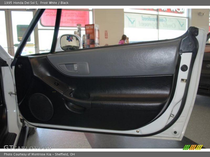 Frost White / Black 1995 Honda Del Sol S