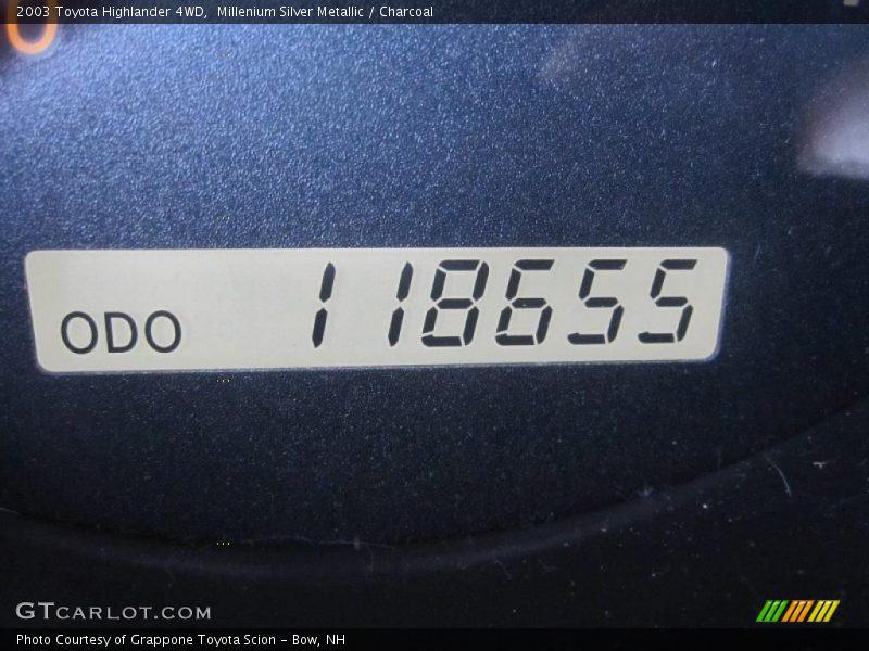 Millenium Silver Metallic / Charcoal 2003 Toyota Highlander 4WD