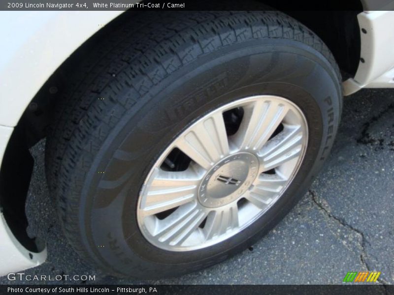 White Platinum Tri-Coat / Camel 2009 Lincoln Navigator 4x4