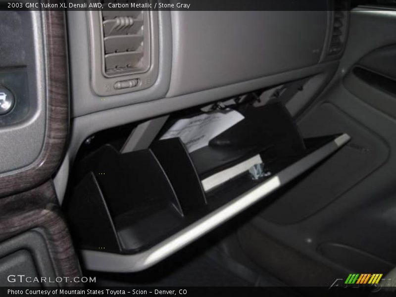 Carbon Metallic / Stone Gray 2003 GMC Yukon XL Denali AWD