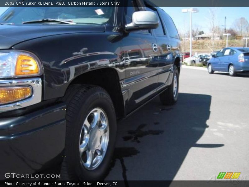 Carbon Metallic / Stone Gray 2003 GMC Yukon XL Denali AWD