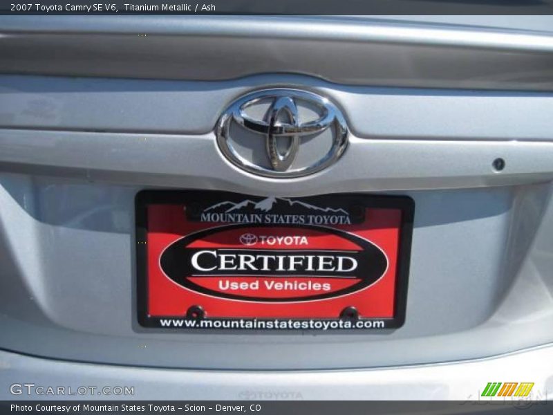 Titanium Metallic / Ash 2007 Toyota Camry SE V6