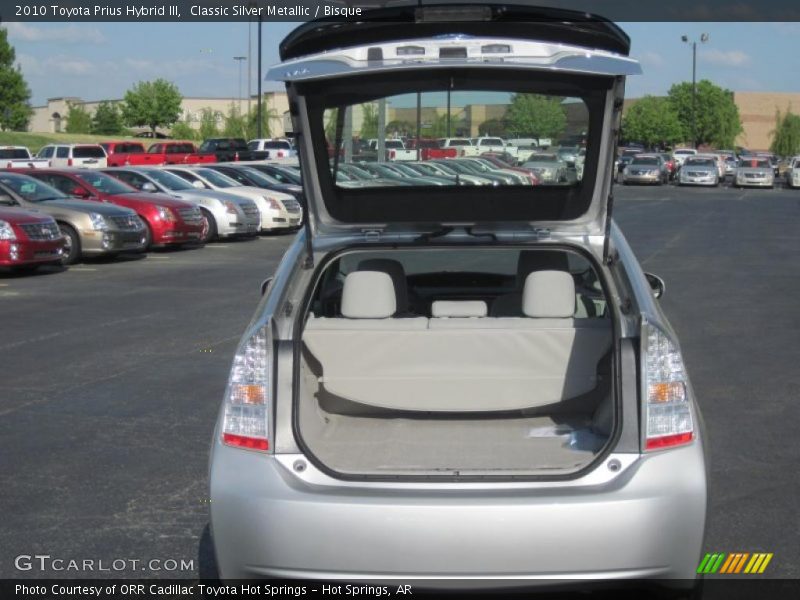 Classic Silver Metallic / Bisque 2010 Toyota Prius Hybrid III