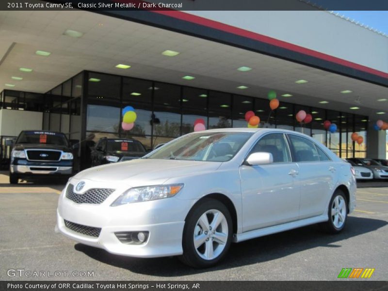 Classic Silver Metallic / Dark Charcoal 2011 Toyota Camry SE