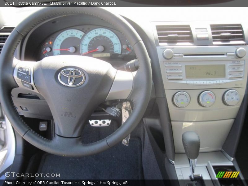 Classic Silver Metallic / Dark Charcoal 2011 Toyota Camry SE