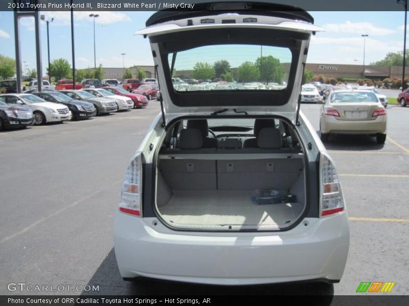 Blizzard White Pearl / Misty Gray 2010 Toyota Prius Hybrid III