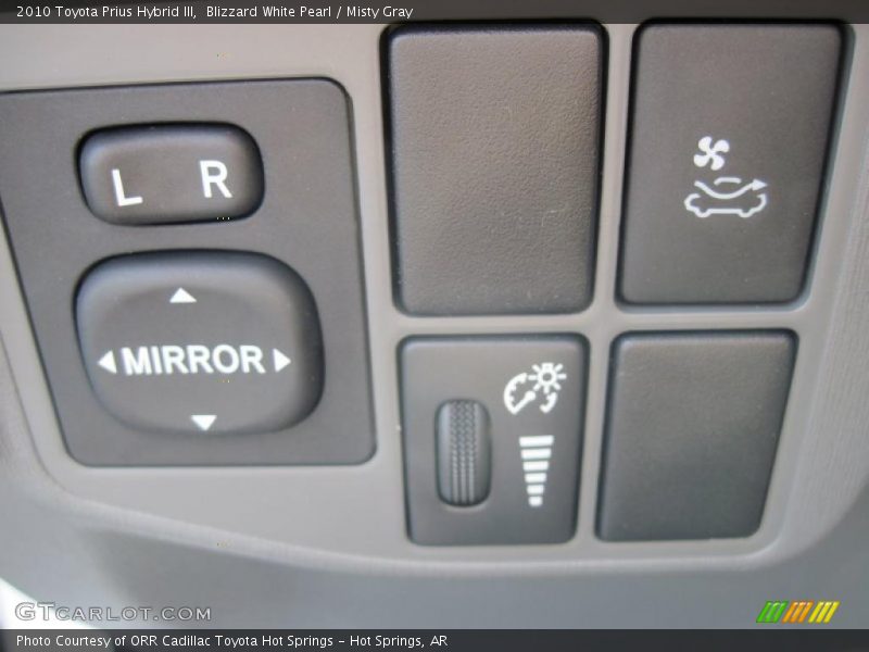 Blizzard White Pearl / Misty Gray 2010 Toyota Prius Hybrid III