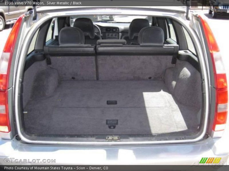  1998 V70 Wagon Trunk