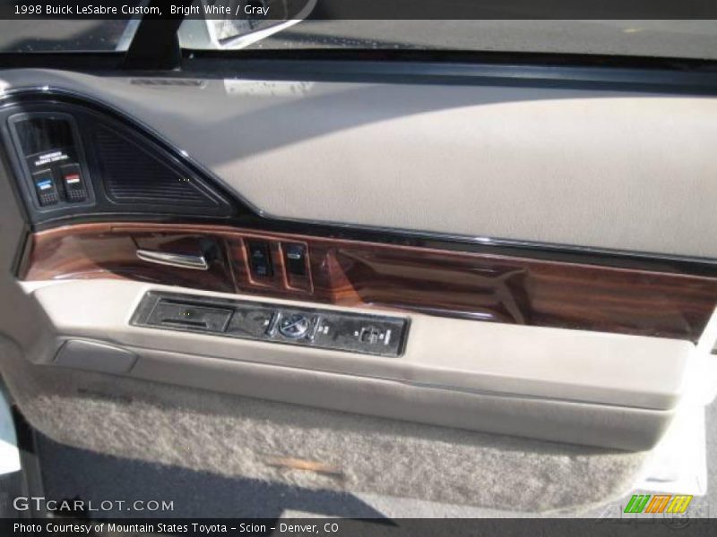 Bright White / Gray 1998 Buick LeSabre Custom