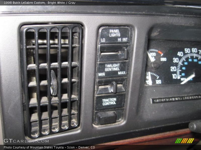 Bright White / Gray 1998 Buick LeSabre Custom
