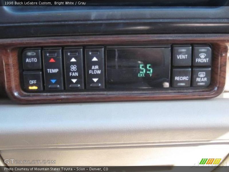 Bright White / Gray 1998 Buick LeSabre Custom