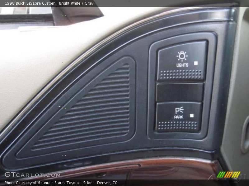 Bright White / Gray 1998 Buick LeSabre Custom