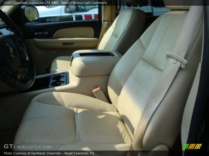 Black / Ebony/Light Cashmere 2007 Chevrolet Avalanche LTZ 4WD