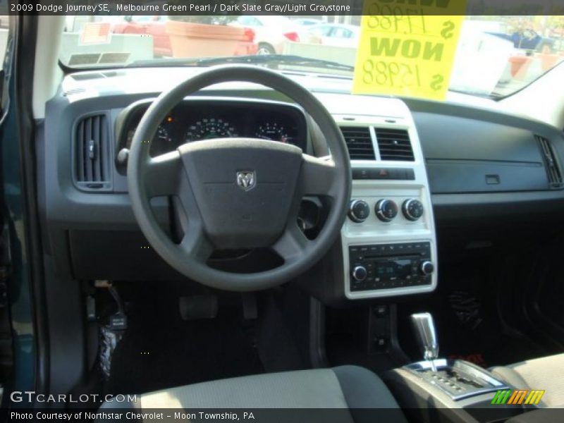 Melbourne Green Pearl / Dark Slate Gray/Light Graystone 2009 Dodge Journey SE