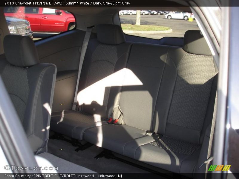 Summit White / Dark Gray/Light Gray 2010 Chevrolet Traverse LT AWD