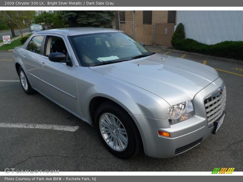 Bright Silver Metallic / Dark Slate Gray 2009 Chrysler 300 LX