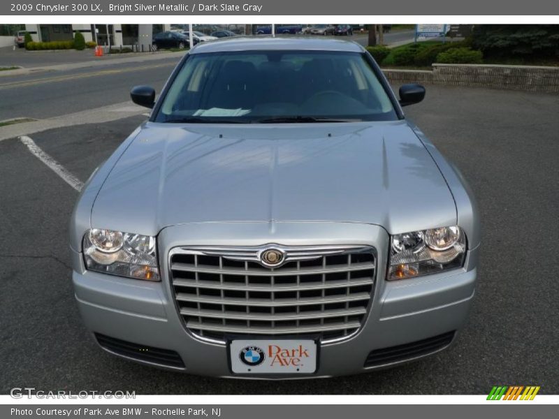 Bright Silver Metallic / Dark Slate Gray 2009 Chrysler 300 LX