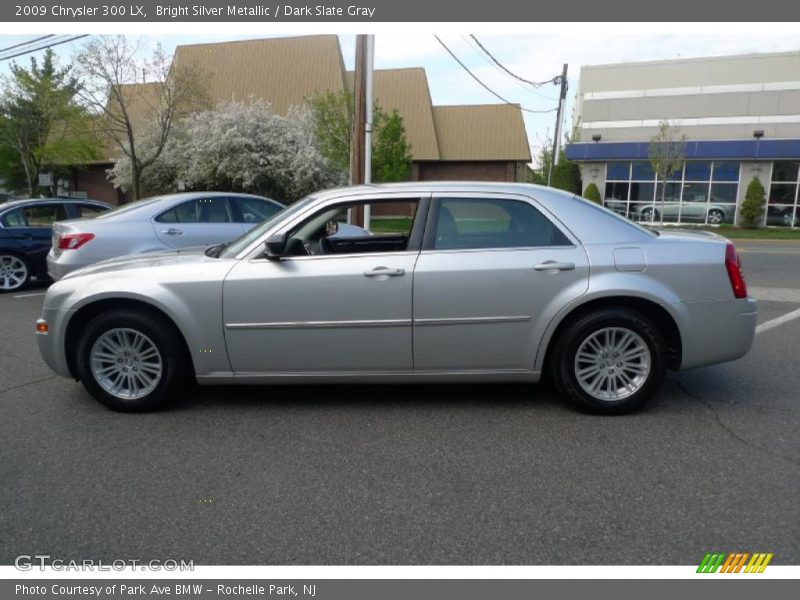 Bright Silver Metallic / Dark Slate Gray 2009 Chrysler 300 LX