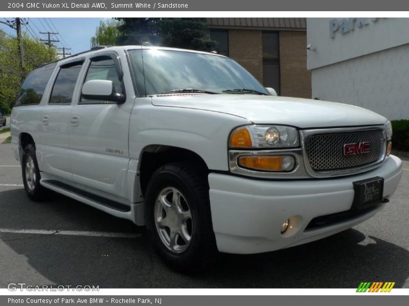 Summit White / Sandstone 2004 GMC Yukon XL Denali AWD