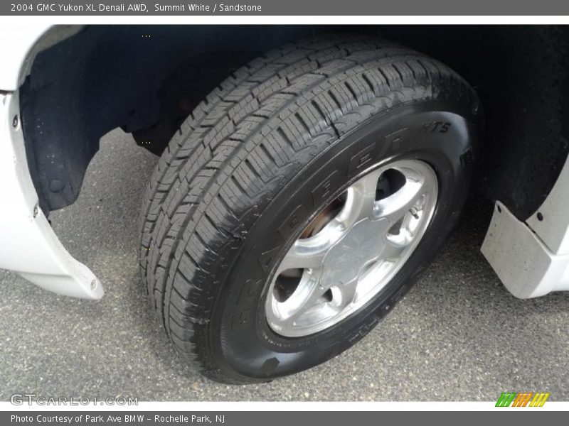 Summit White / Sandstone 2004 GMC Yukon XL Denali AWD