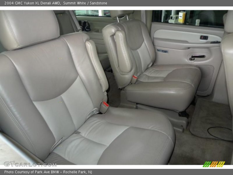 Summit White / Sandstone 2004 GMC Yukon XL Denali AWD