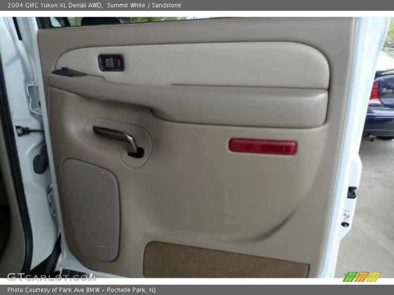 Summit White / Sandstone 2004 GMC Yukon XL Denali AWD