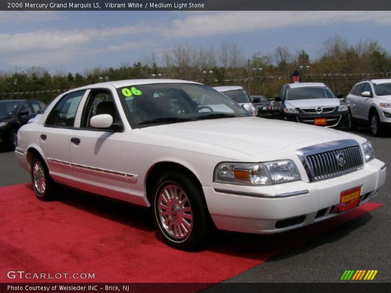 Vibrant White / Medium Light Stone 2006 Mercury Grand Marquis LS