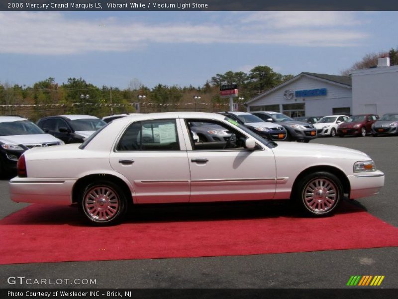 Vibrant White / Medium Light Stone 2006 Mercury Grand Marquis LS