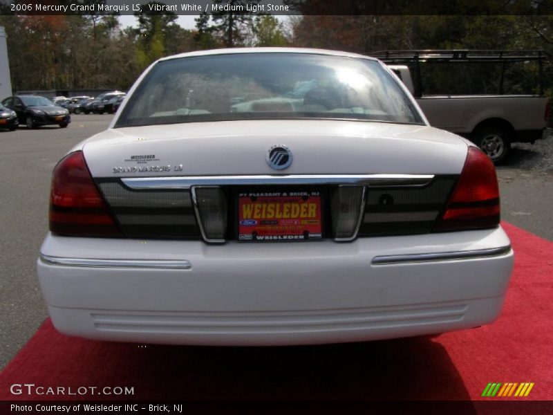 Vibrant White / Medium Light Stone 2006 Mercury Grand Marquis LS