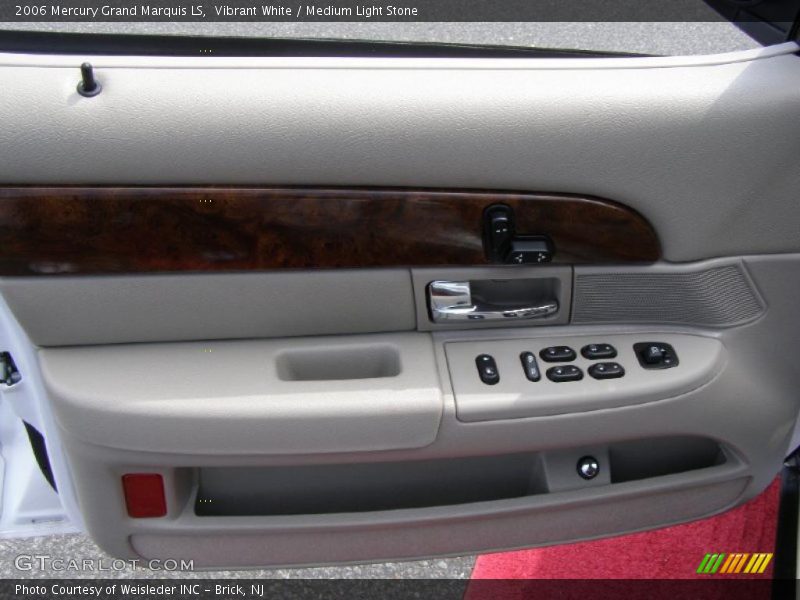 Vibrant White / Medium Light Stone 2006 Mercury Grand Marquis LS