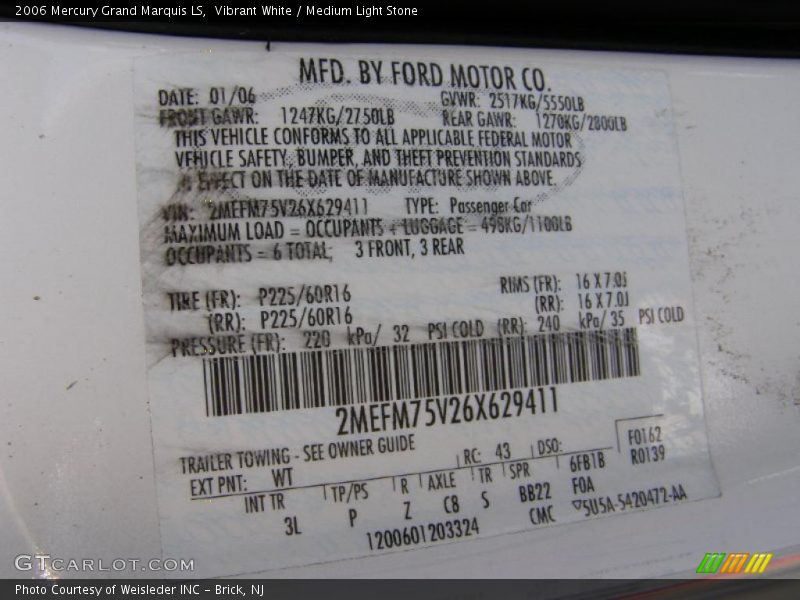 Vibrant White / Medium Light Stone 2006 Mercury Grand Marquis LS