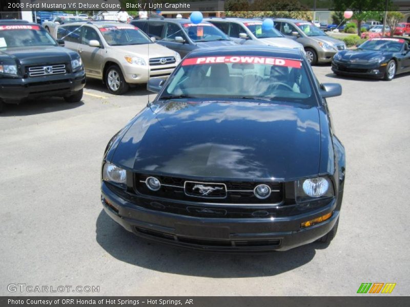 Black / Light Graphite 2008 Ford Mustang V6 Deluxe Coupe