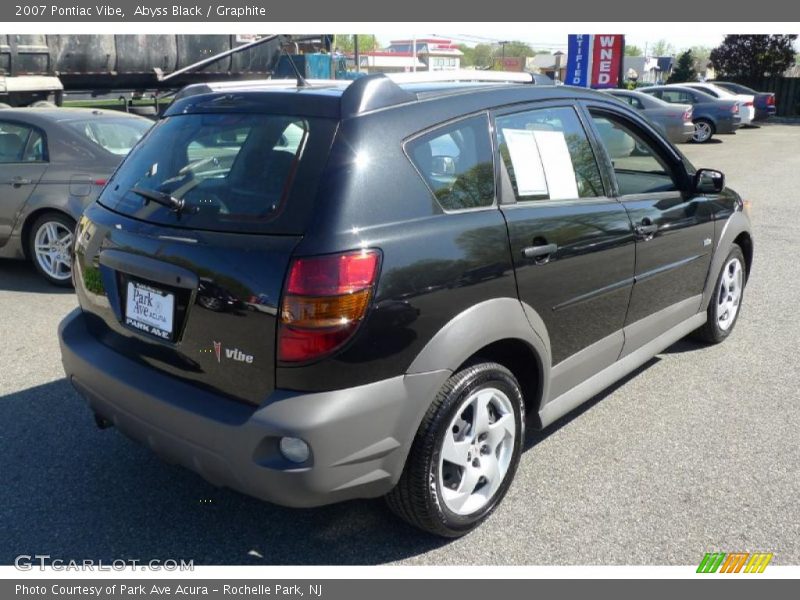 Abyss Black / Graphite 2007 Pontiac Vibe